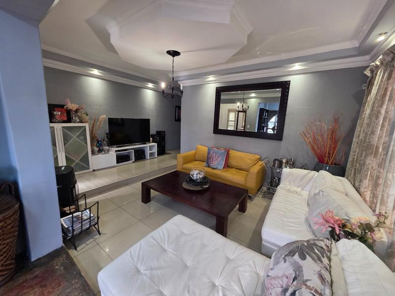 2 Bedroom Property for Sale in Parow Western Cape